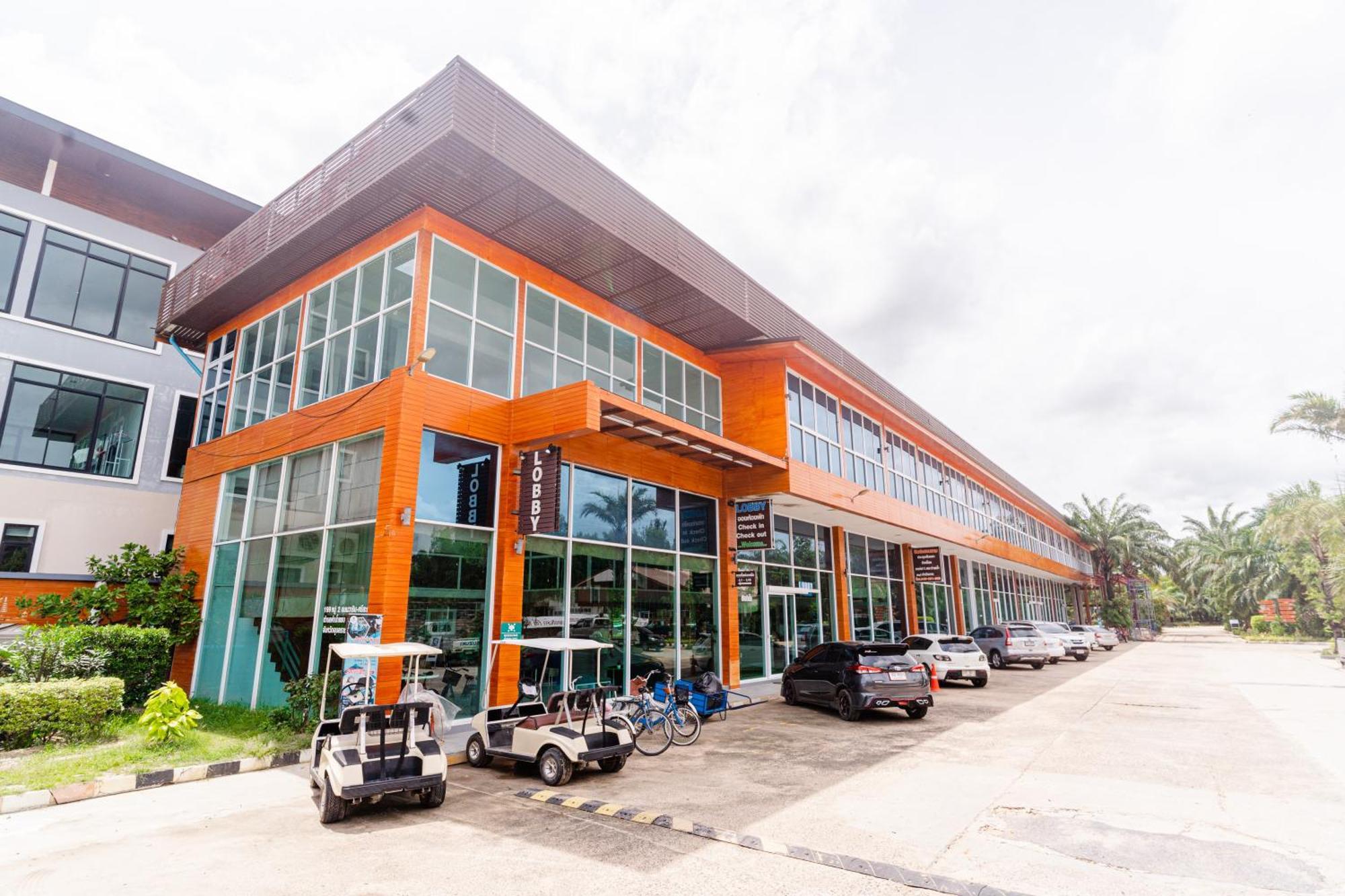Baan Suan Khun Ta And Golf Resort Ubon Ratchathani Dış mekan fotoğraf
