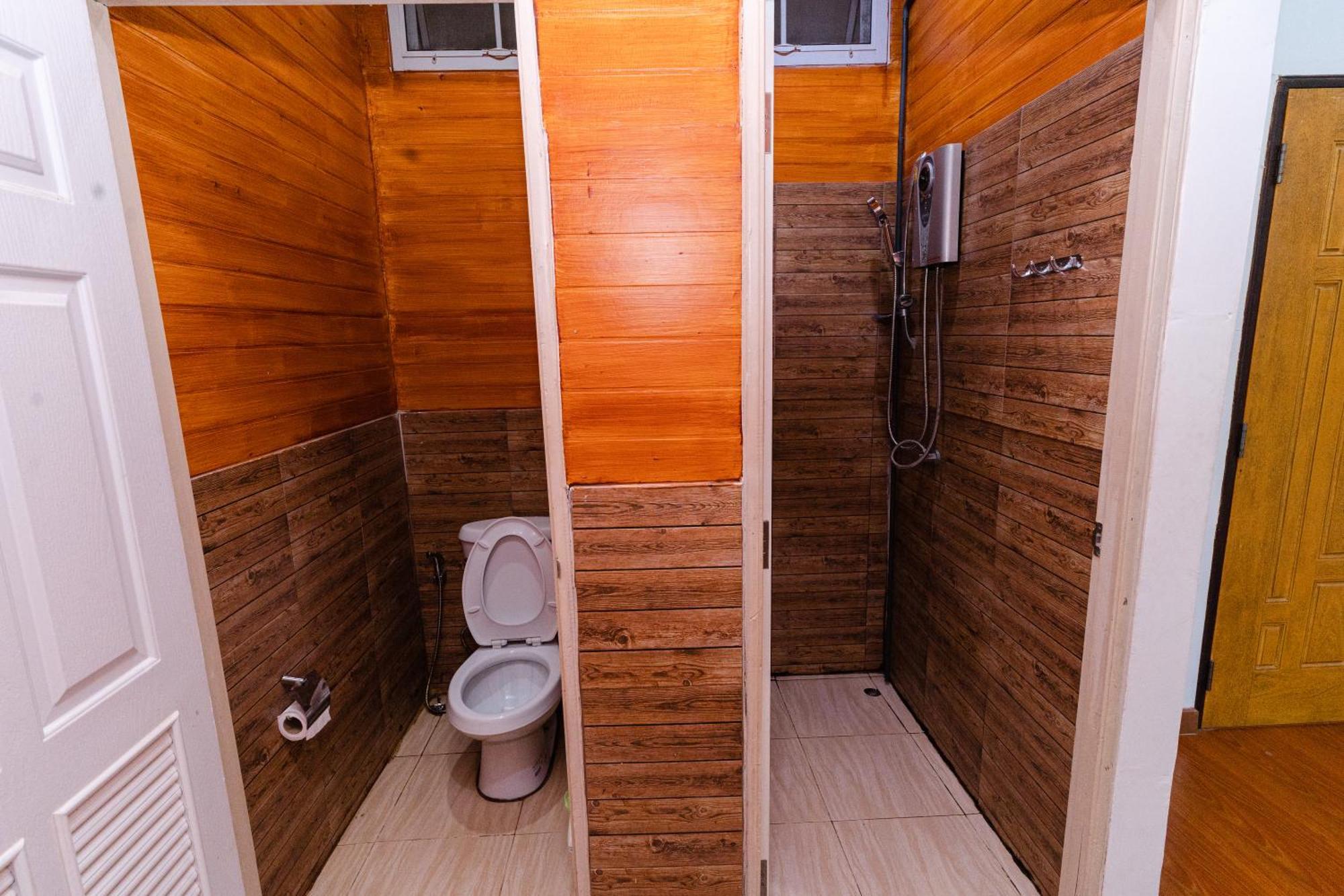 Baan Suan Khun Ta And Golf Resort Ubon Ratchathani Dış mekan fotoğraf