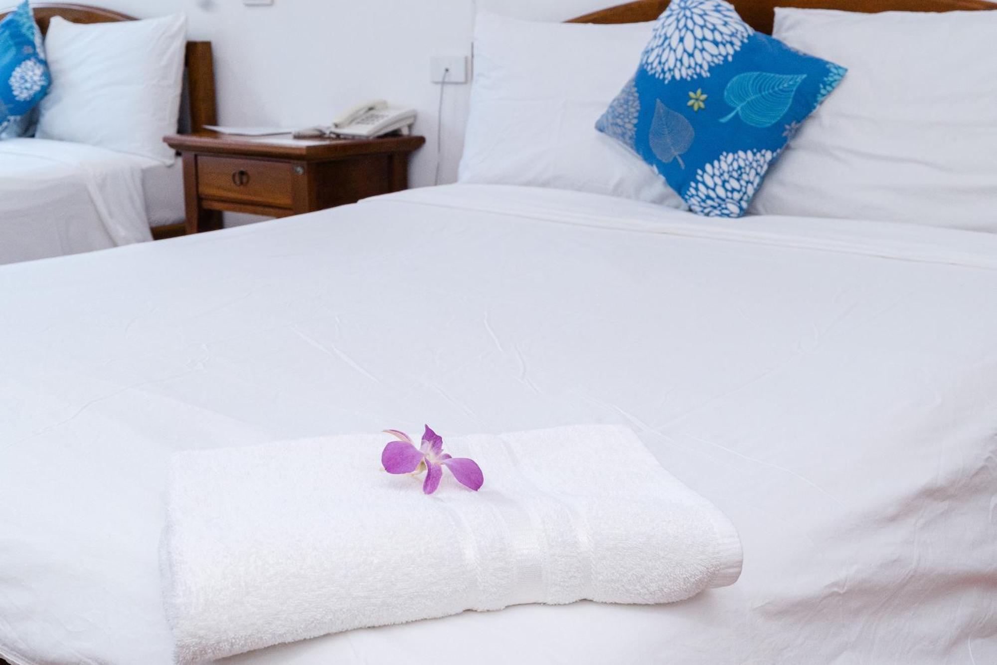 Baan Suan Khun Ta And Golf Resort Ubon Ratchathani Dış mekan fotoğraf