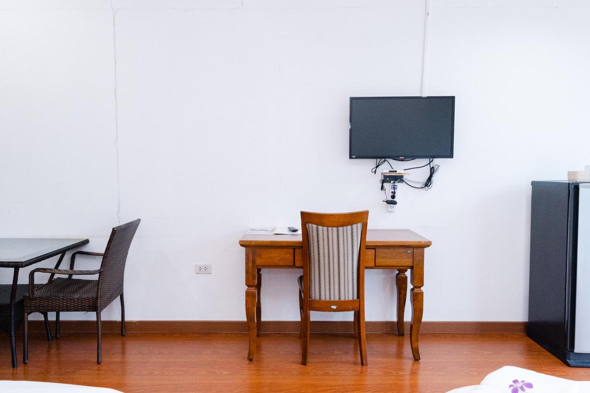 Baan Suan Khun Ta And Golf Resort Ubon Ratchathani Dış mekan fotoğraf