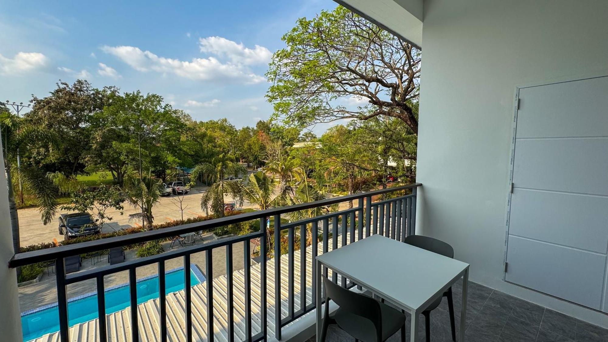 Baan Suan Khun Ta And Golf Resort Ubon Ratchathani Dış mekan fotoğraf