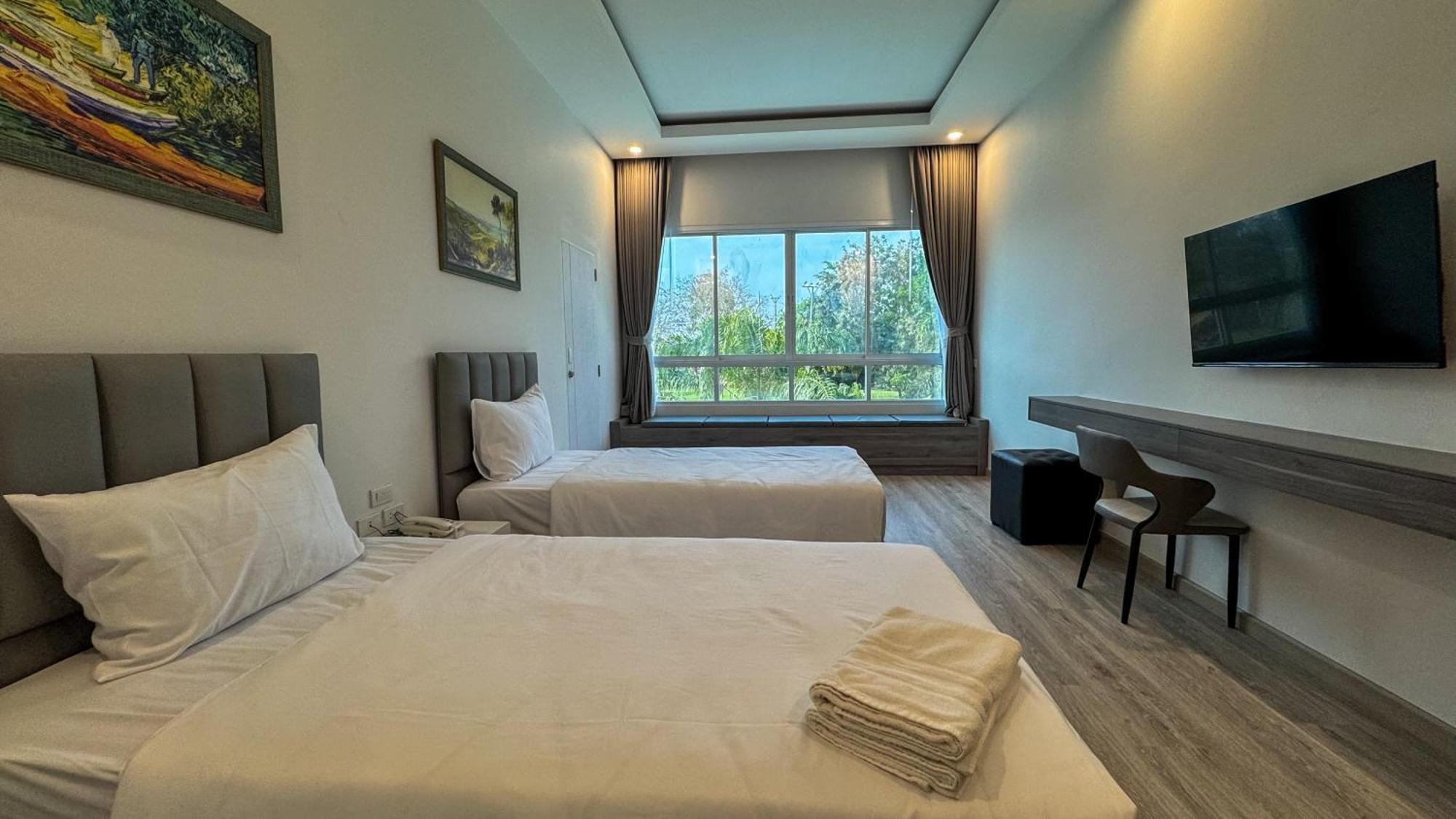 Baan Suan Khun Ta And Golf Resort Ubon Ratchathani Dış mekan fotoğraf