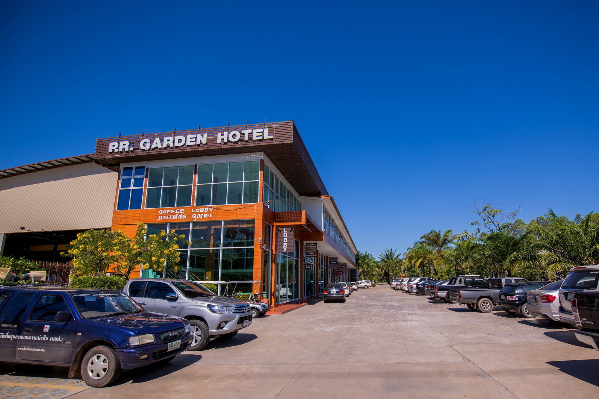 Baan Suan Khun Ta And Golf Resort Ubon Ratchathani Dış mekan fotoğraf